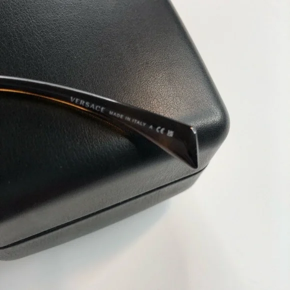 Versace VE4442 Women’s Tortoise Sunglasses with Medusa Logos at Temples ~ BNIB! - Picture 8 of 10